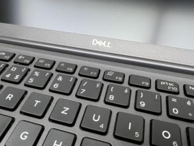 Dell Latitude 7400