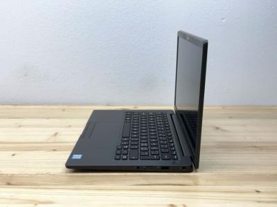 Dell Latitude 7400