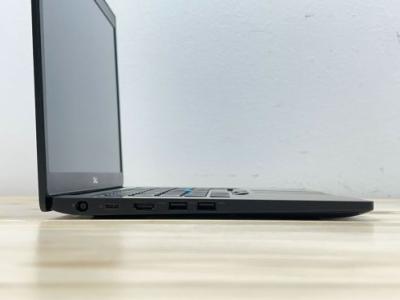 Dell Latitude 7490